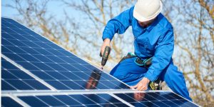Installation Maintenance Panneaux Solaires Photovoltaïques à Le Rousset